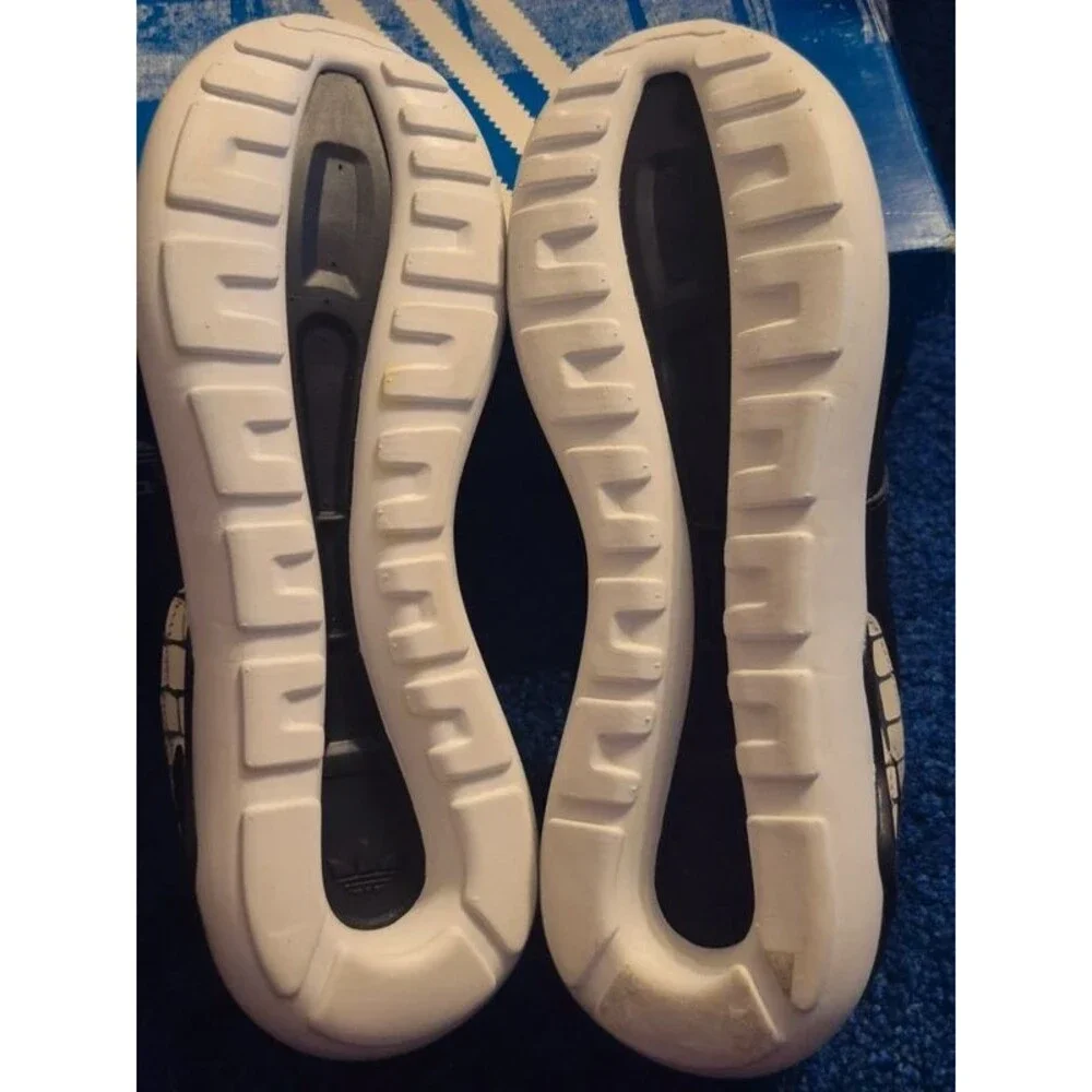 N/A adidas tubular